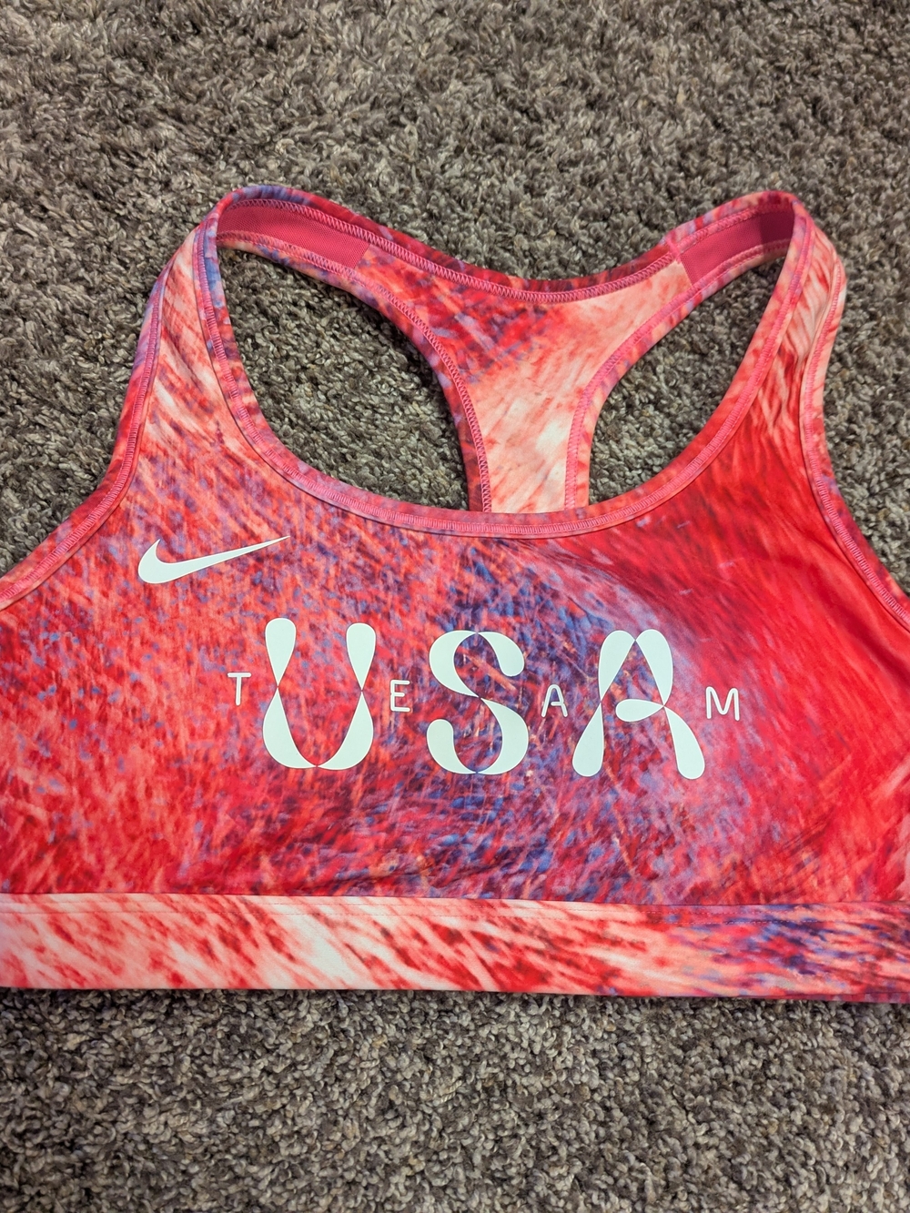 USA Swoosh Women's Nike Dri-FIT Padded Sports Bra